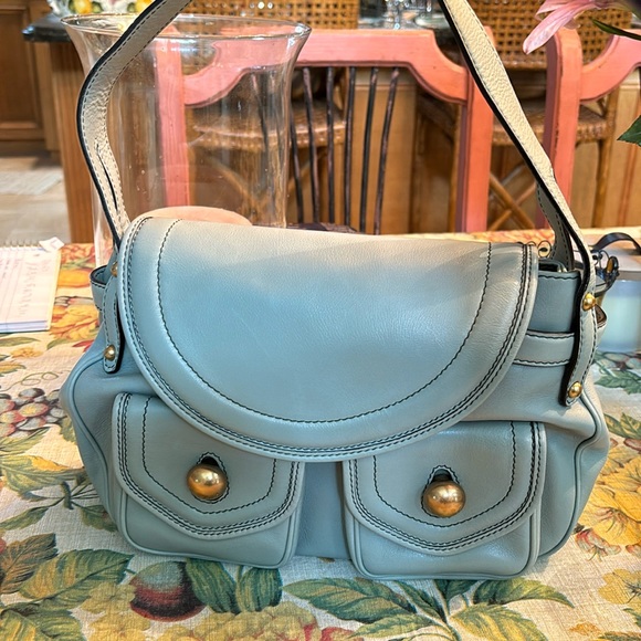 Marc Jacobs Handbags - Marc Jacobs beautiful blue leather bag with loads of pockets. New with dust bag